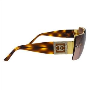 Auth CHANEL CC Rhinestone Sunglasses